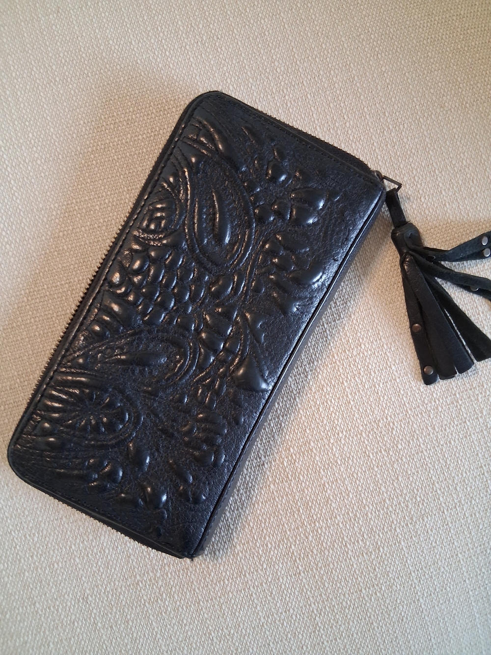 Embossed Hand Tooled Zip Wallet - Black